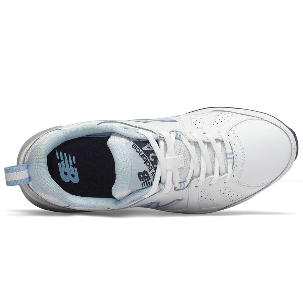 New Balance Women's 624v5 Shoe White