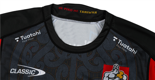 Classic_Super_Rugby_2024_Chiefs_Home_Jersey_front_detail638418662323679391.png