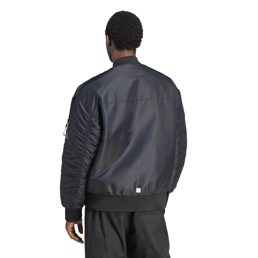 IA5003_5_APPAREL_OnModel_BackView_transparent.png