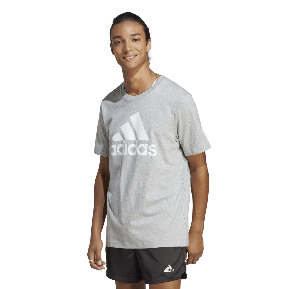 IC9350_3_APPAREL_OnModel_StandardView_transparent.png