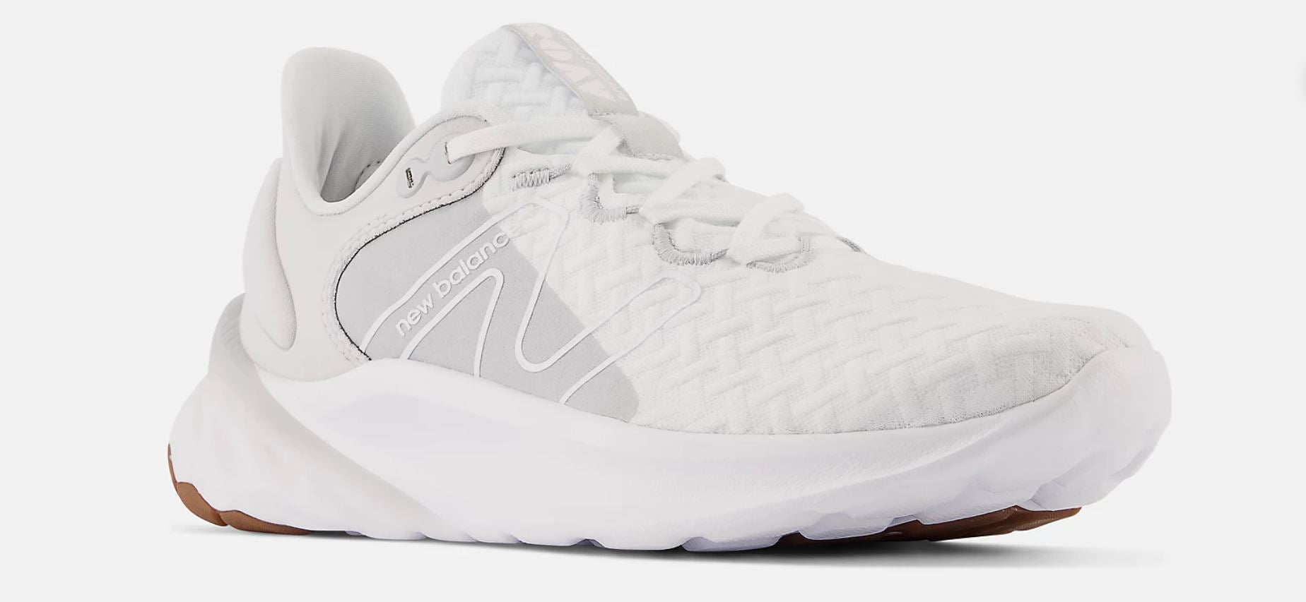 New Balance Women's Fresh Foam Roav V2 Standard (B) Shoe