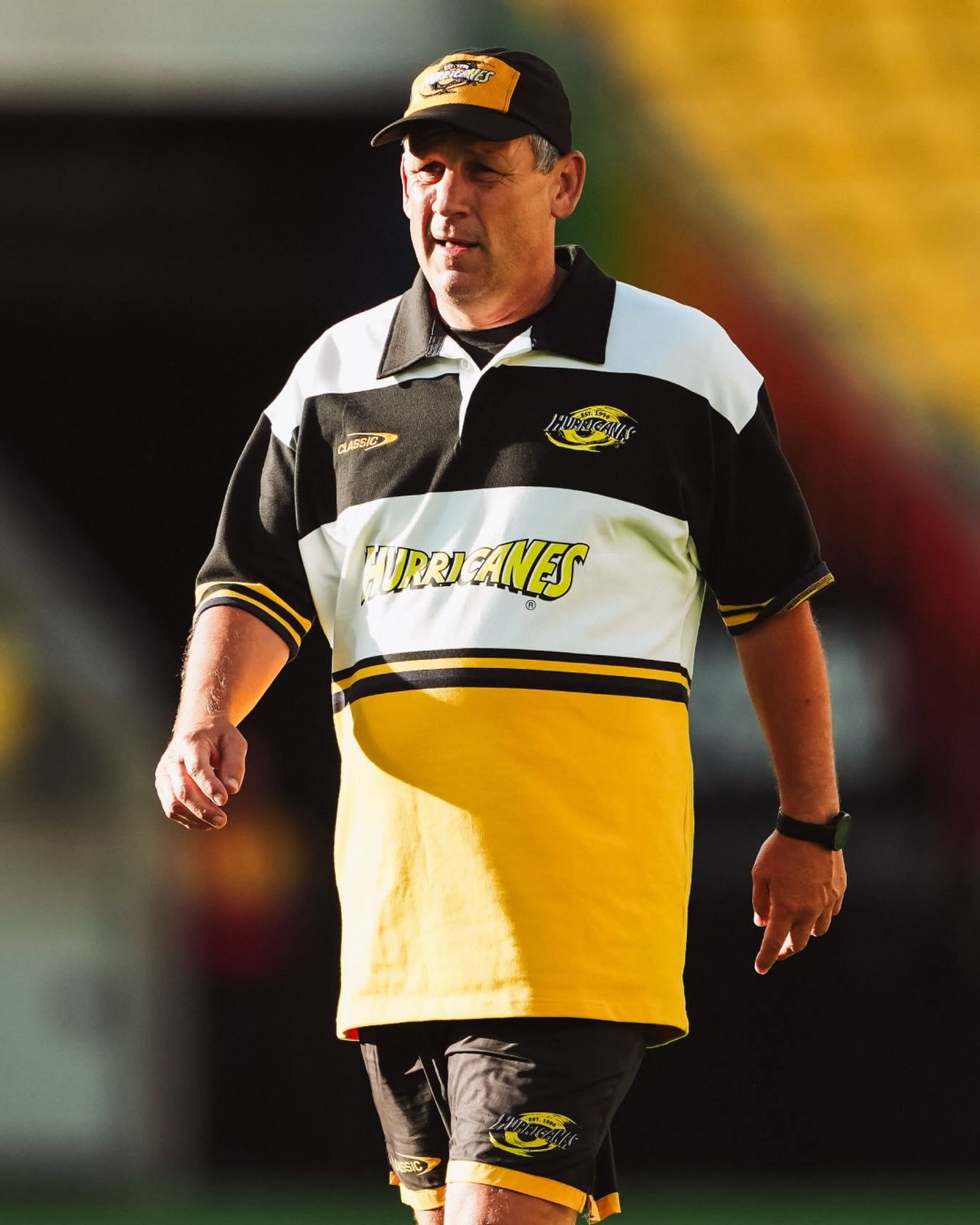 Hurricanes Retro Supporter Jersey 2026