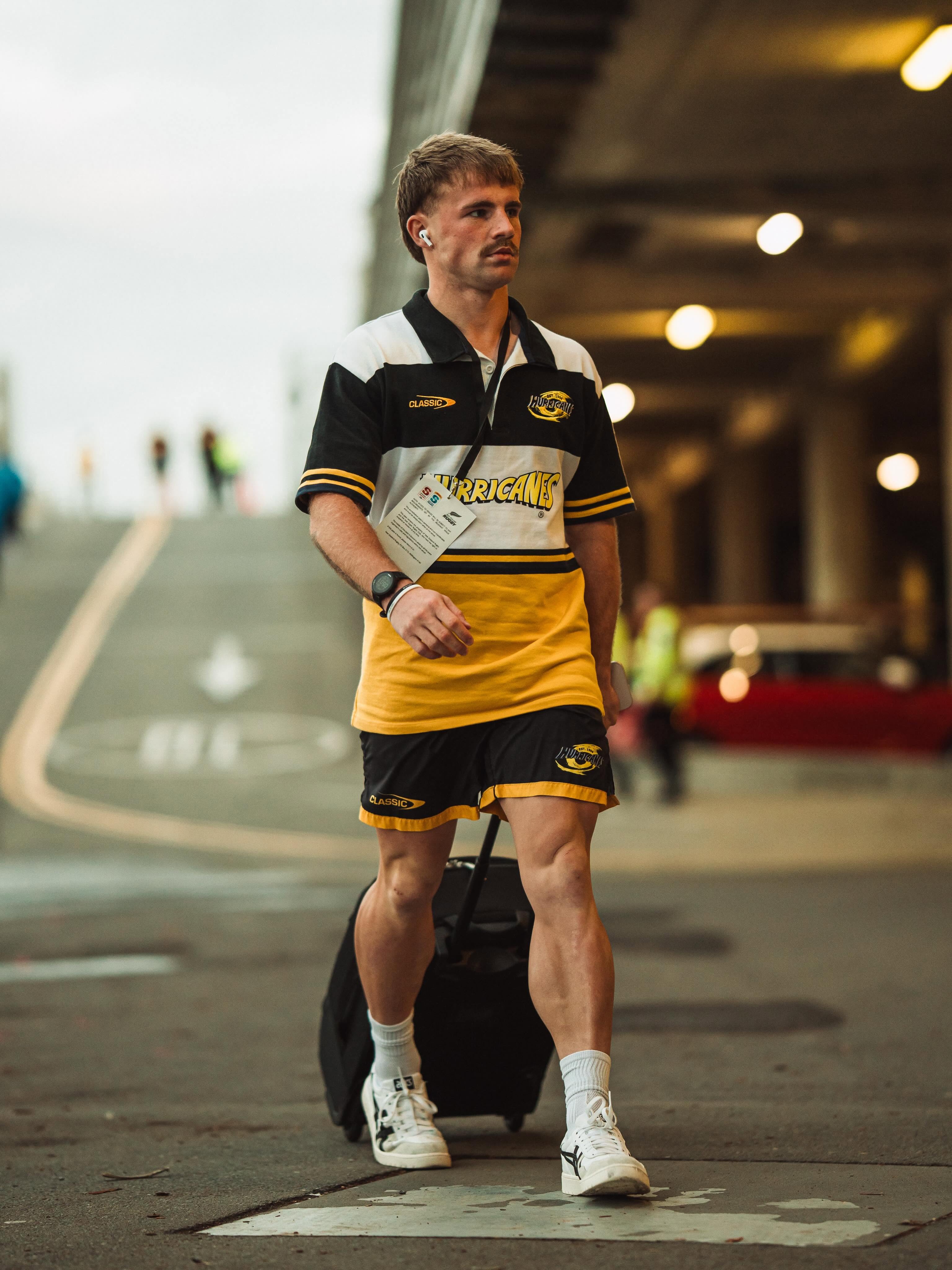 Hurricanes Retro Supporter Jersey 2026