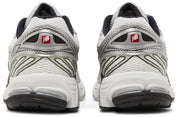 New Balance Men's 860v2 Standard (D) Shoe Silver Black