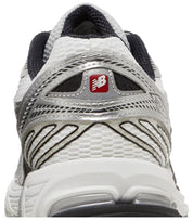New Balance Men's 860v2 Standard (D) Shoe Silver Black