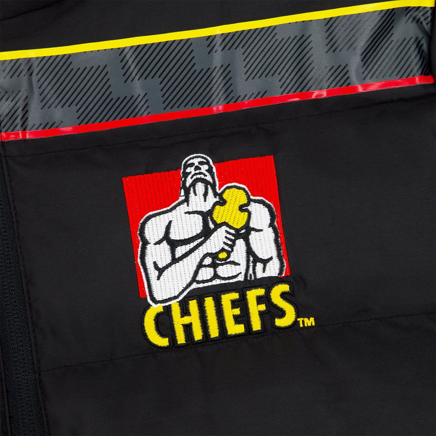 CHIEFS_MENSPUFFERJACKET_Detail.jpg