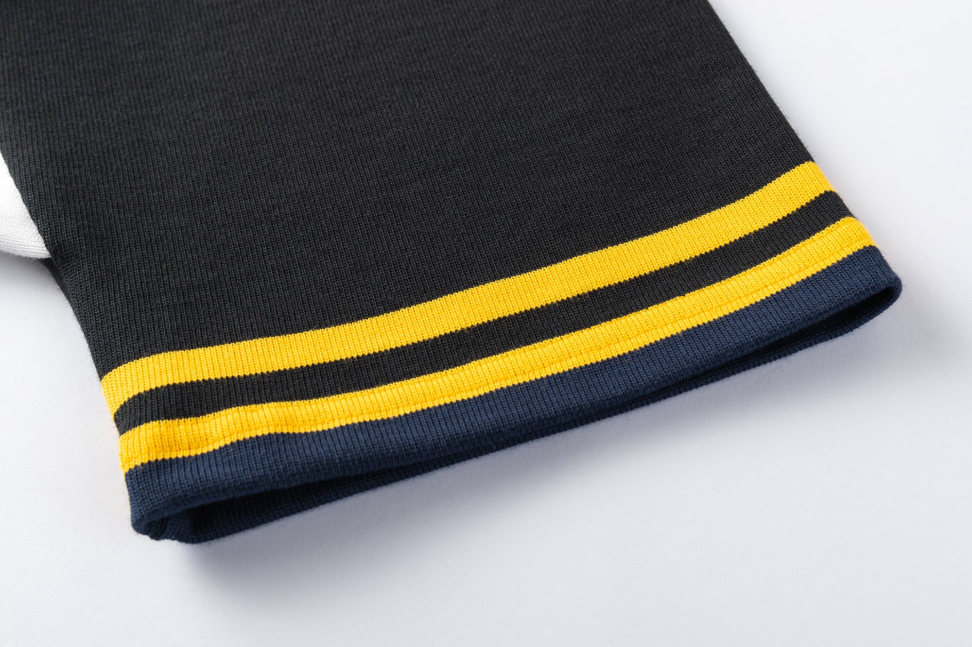 Hurricanes Retro Supporter Jersey 2026