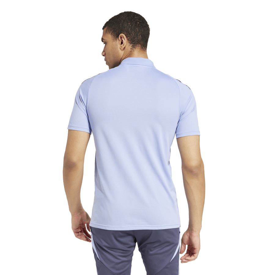 IX0714_5_APPAREL_On_Model_Back_View_transparent.png