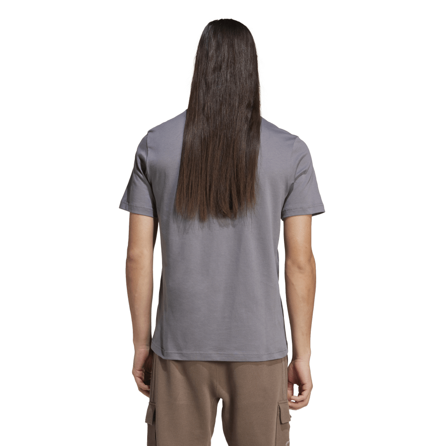 IY0741_5_APPAREL_OnModel_BackView_transparent.png