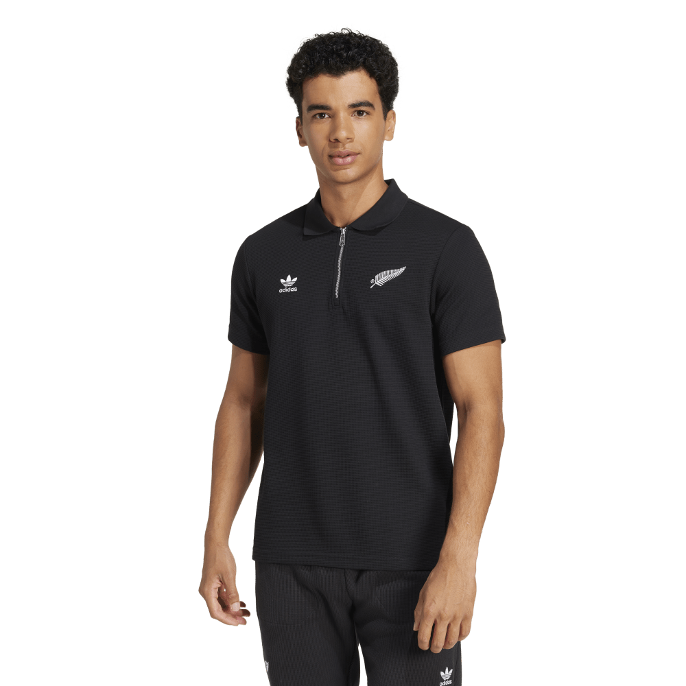 JD4075_2_APPAREL_OnModel_StandardView_transparent.png