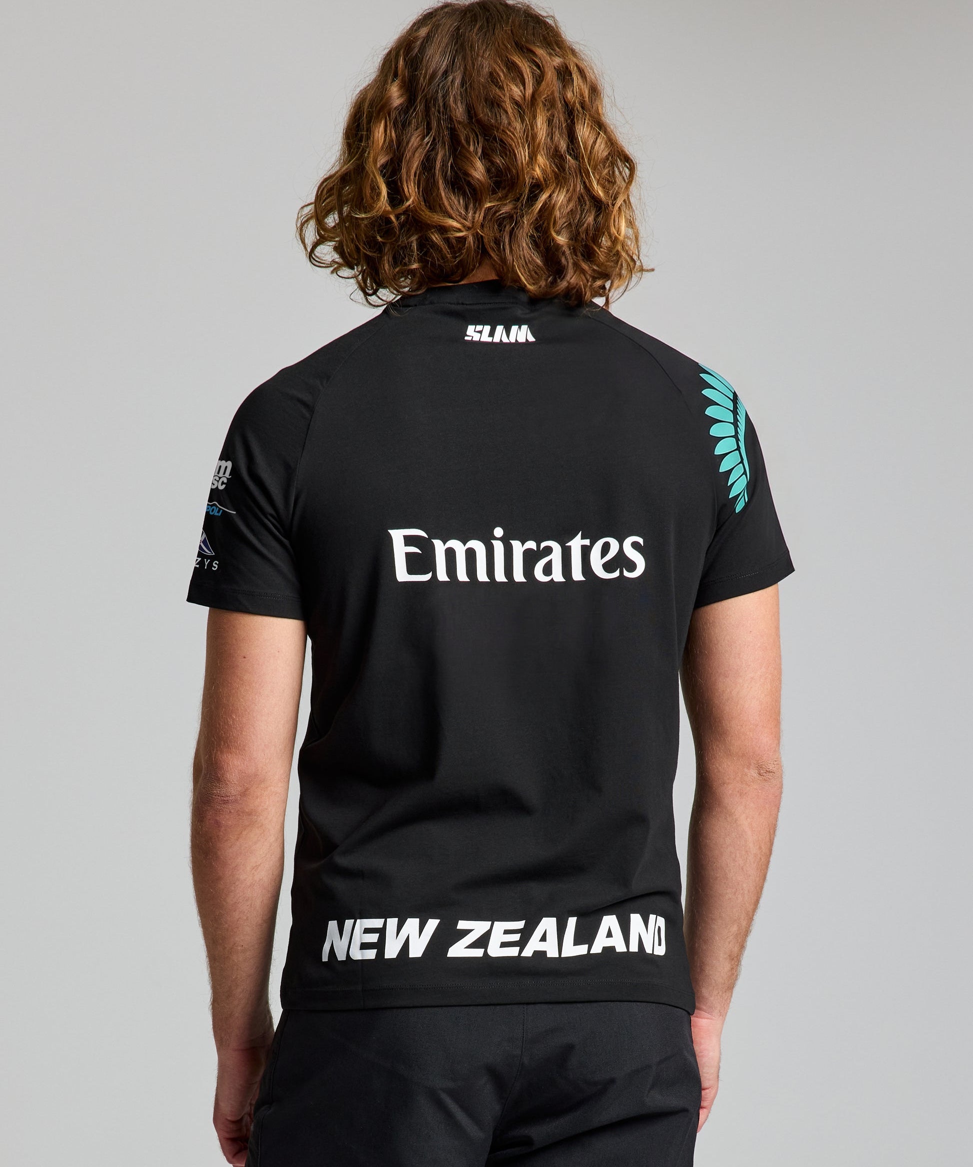 N112006W10_W51_ETNZDECKT-SHIRT_B_099B_07416.jpg