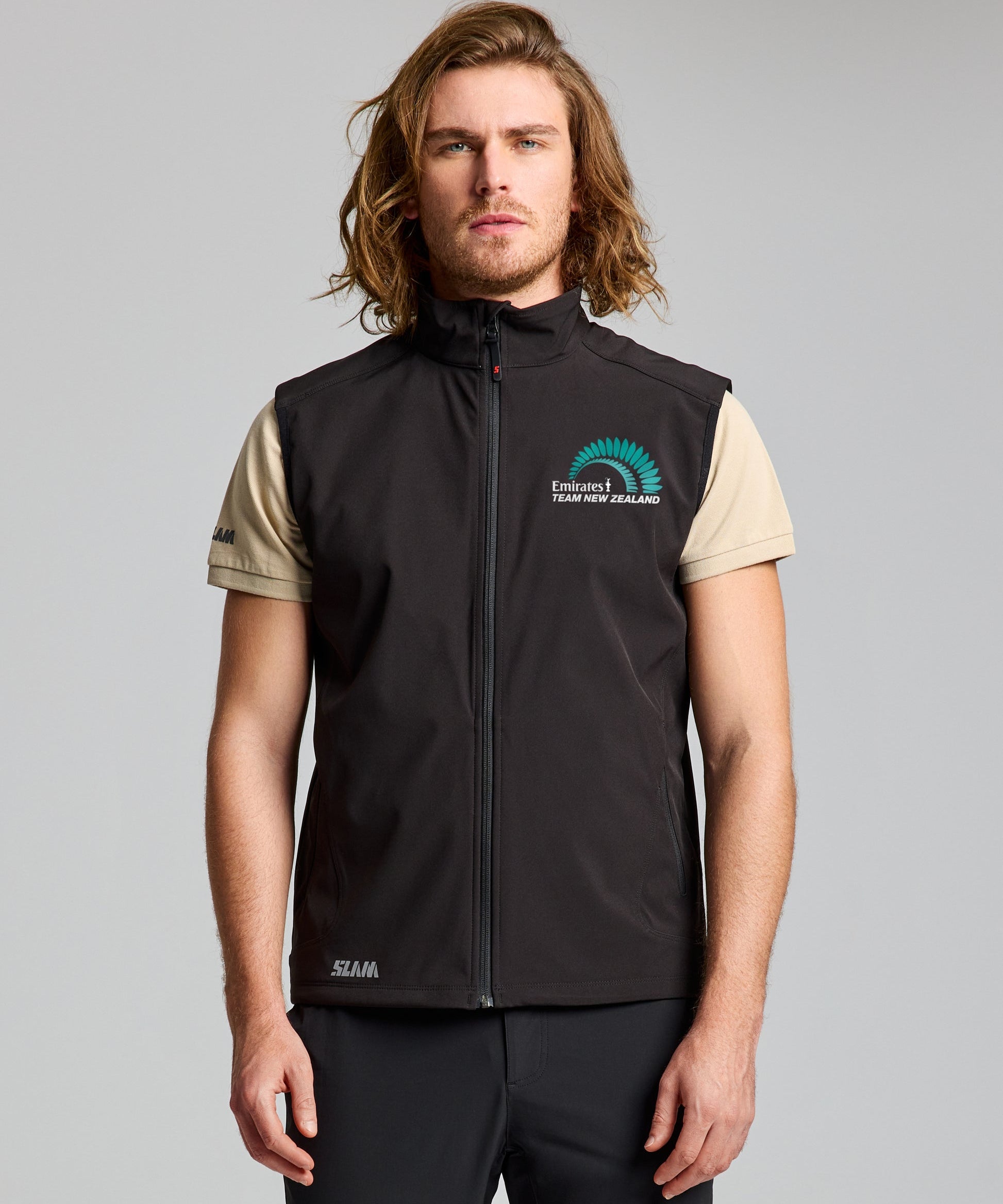 N126002W01_W01_ETNZACTSOFTSHELLVEST_F_019A_01833.jpg