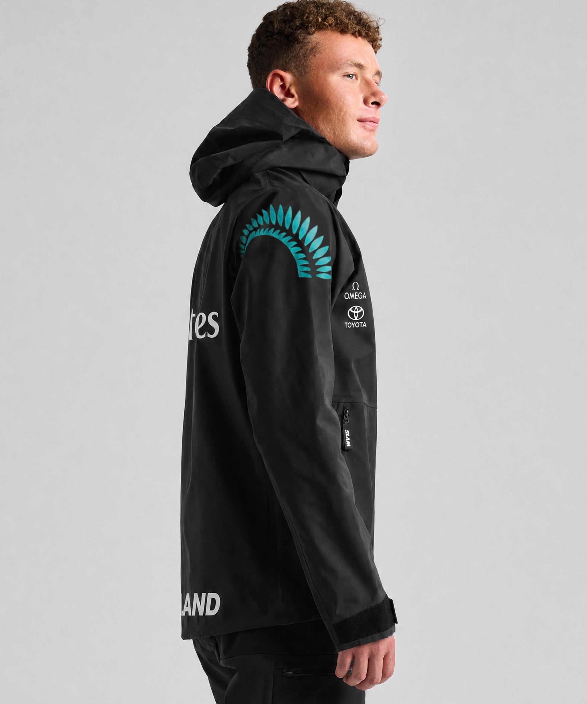 N170002W10_W51_ETNZODHOODEDJACKET_S_02801_06975.jpg