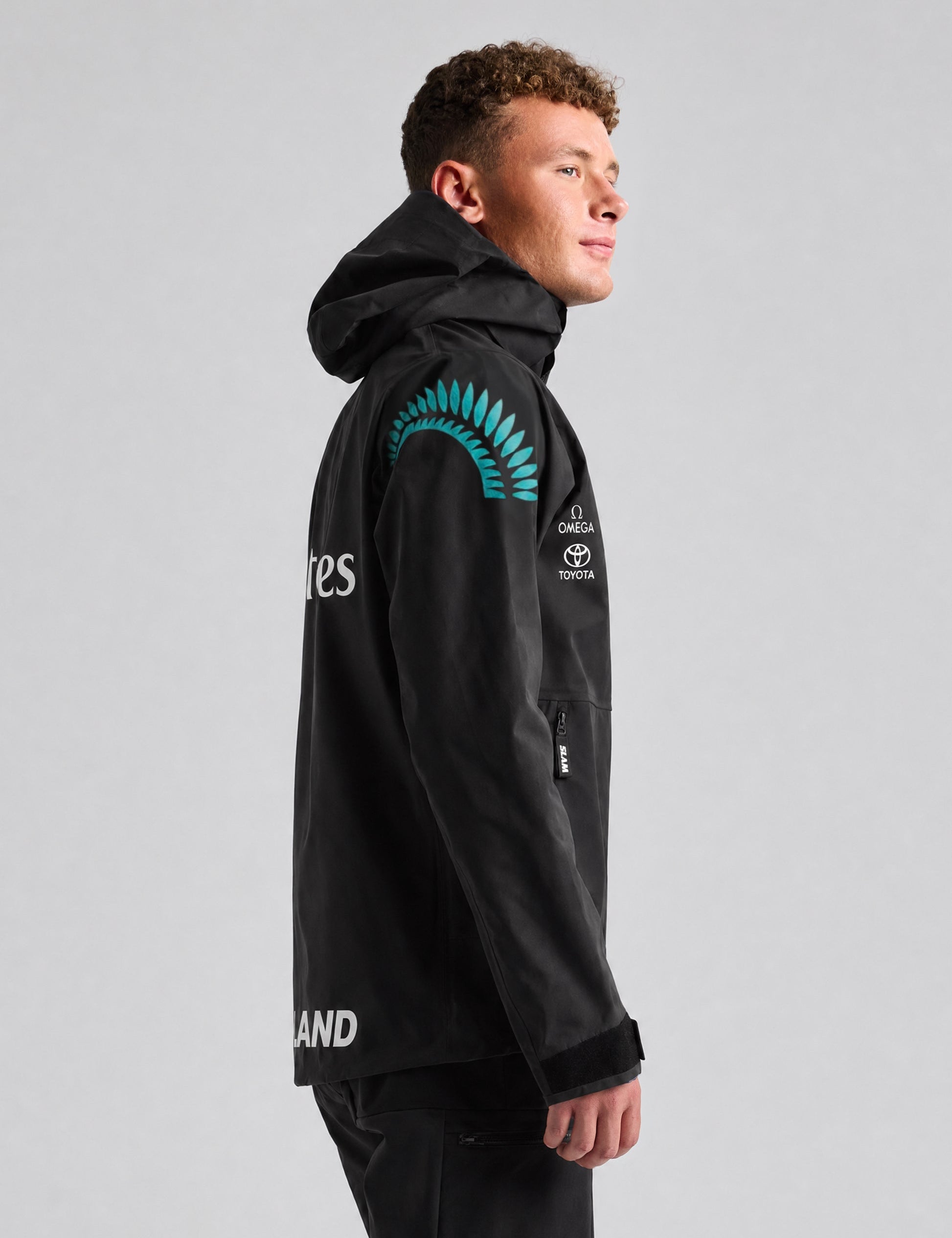 N170002W10_W51_ETNZODHOODEDJACKET_S_02801_06975.jpg