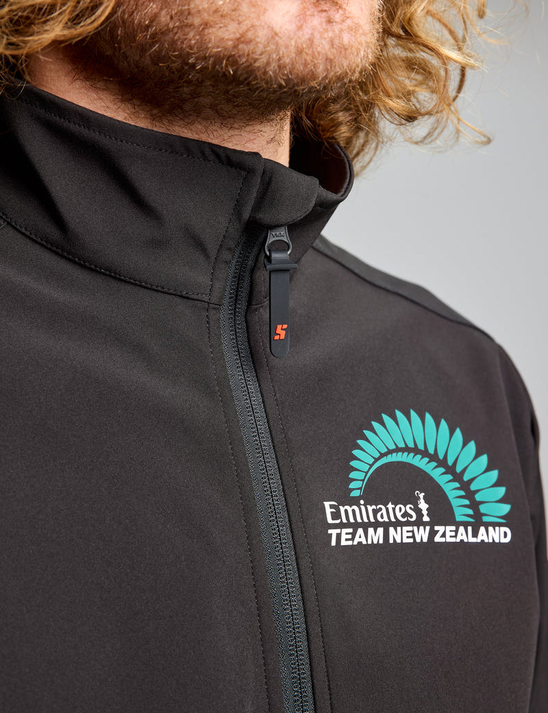 SLAM-ETNZ-Act-Softshell-Jacket-N125002W01_W01_ETNZACTSOFTSHELLJACKET_D1_035A_04195.jpg