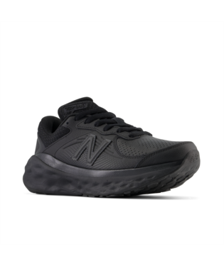 New Balance Women's Fresh Foam X 840F Slip Resistant Shoe Black/Black