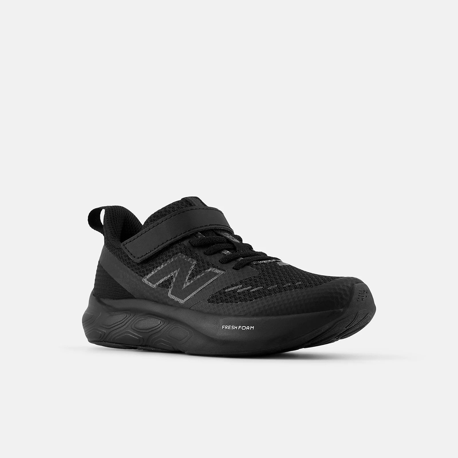 New Balance Kid's Fresh Foam 625 Bungee Lace with Top Strap Shoe Black