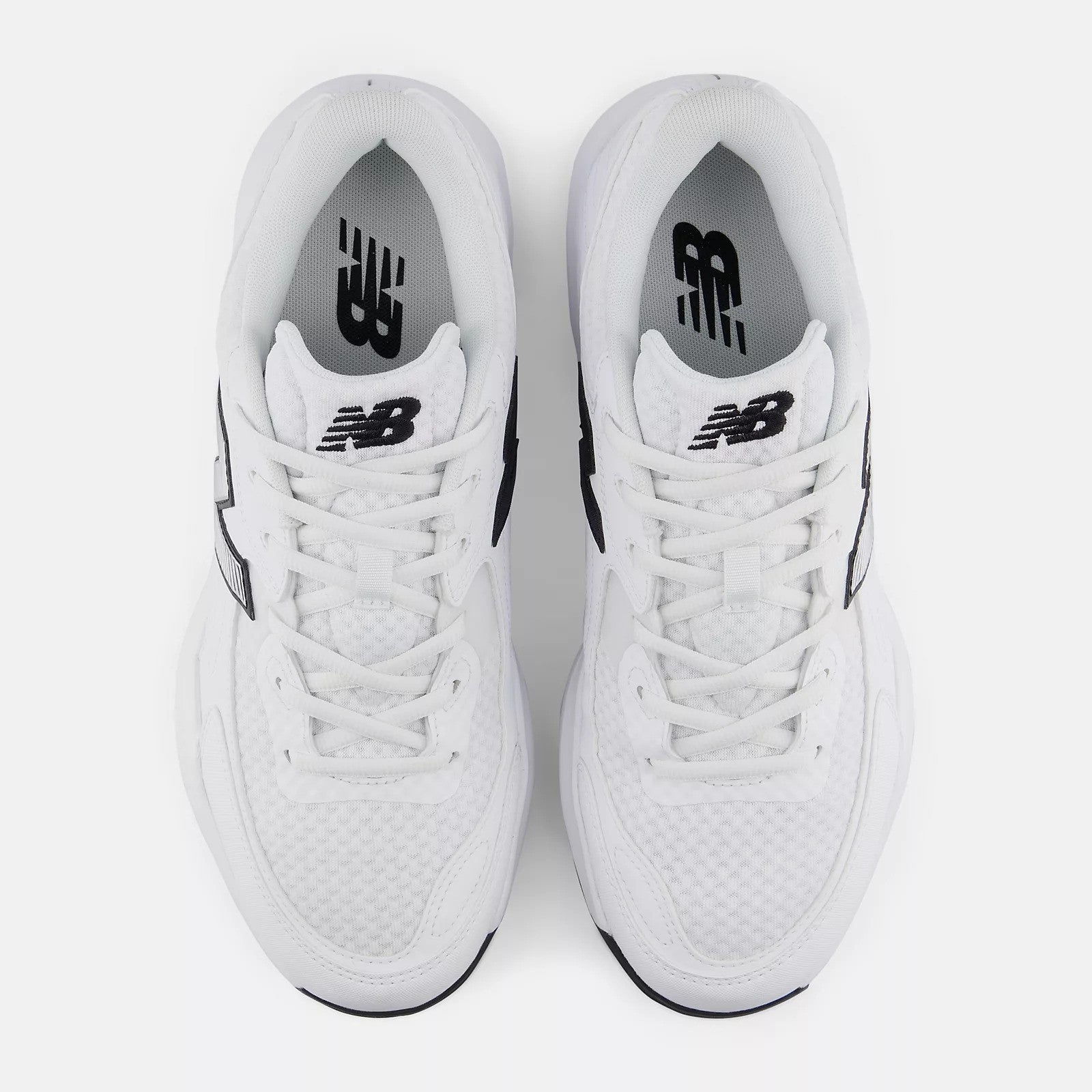 New Balance Women's 696v7 Wide (D) Tennis Shoe White