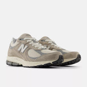 New Balance Men's 2002R Standard (D) Shoe Stone/Linen
