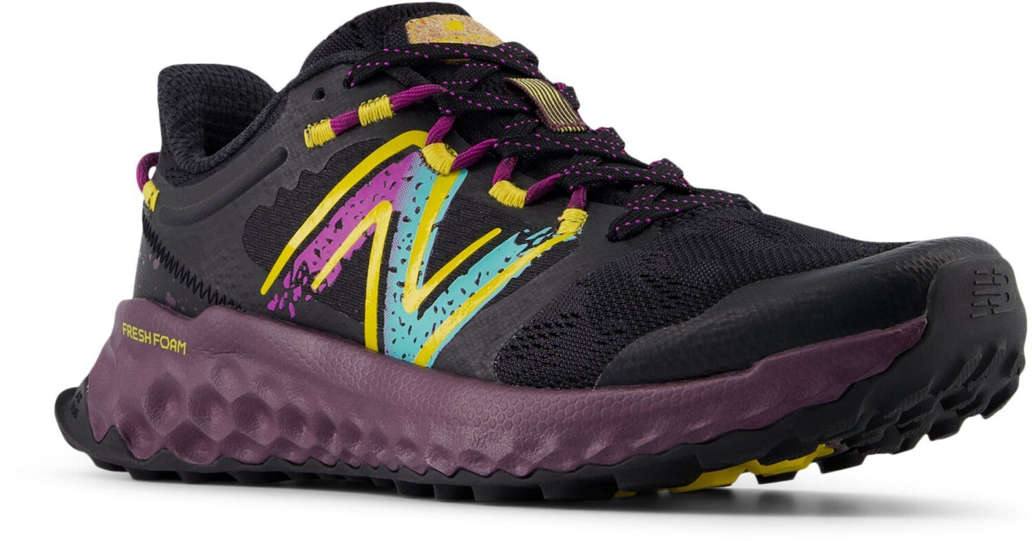 new-balance-fresh-foam-garoe-women-wtgarof1-black-ginger-lemon-fuchsia-purple_3.jpg