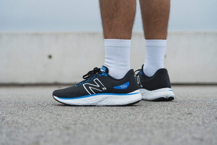 New Balance Men's Fresh Foam X EVOZ v3 Wide (2E) Shoe Black/Blue Oasis