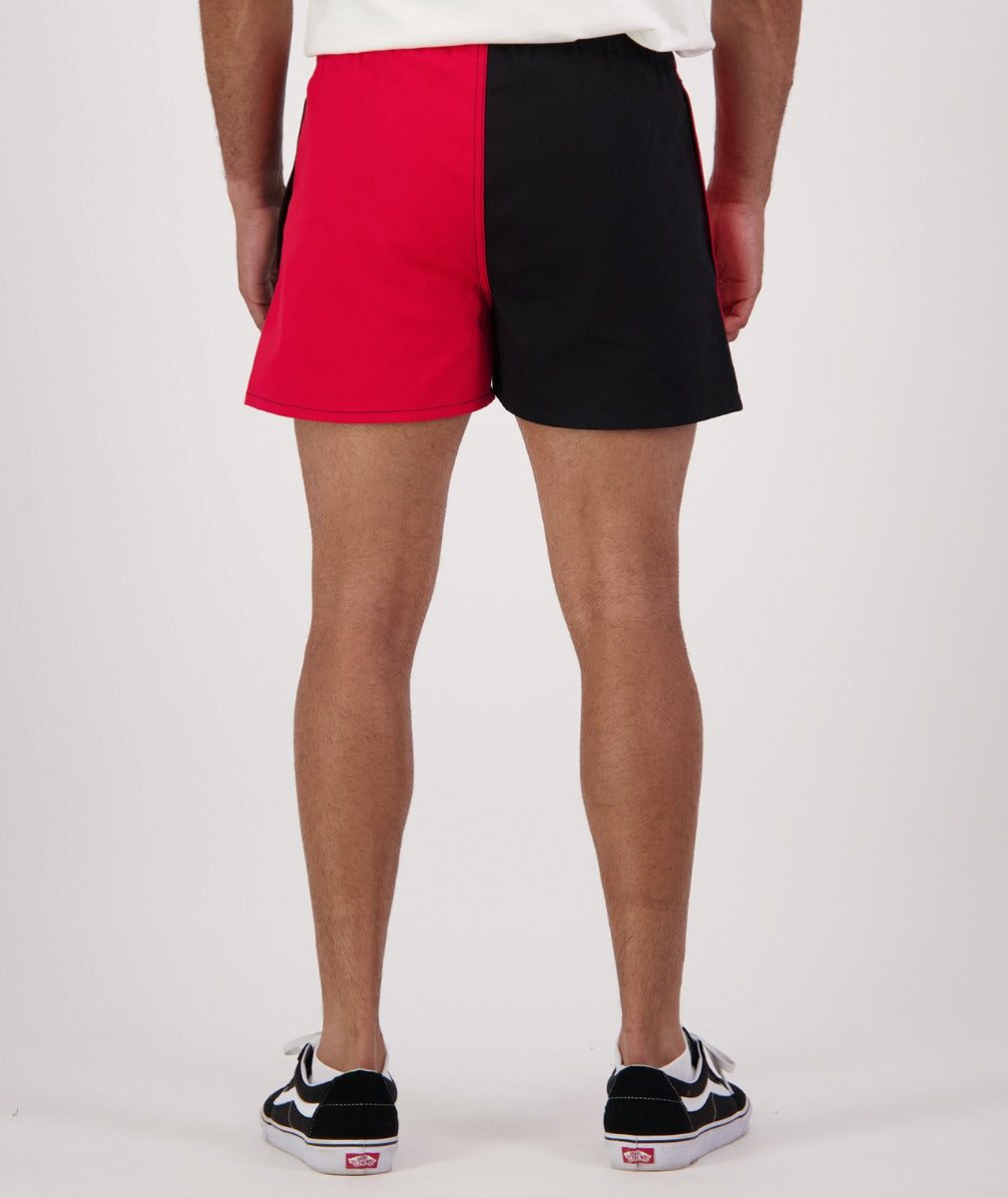 ss2431014m_chequered_rugby_short_red_black_fullbody_03_1.jpg